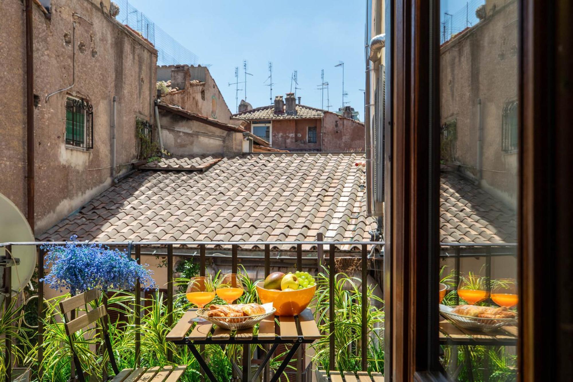 Iflat Pantheon'S Roomy And Friendly Apartment Rome Exterior photo